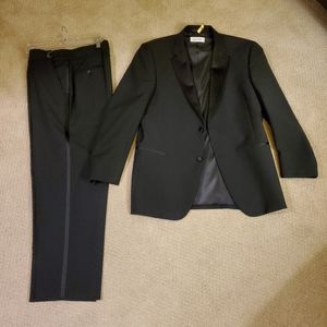 Calvin Klein Tuxedo